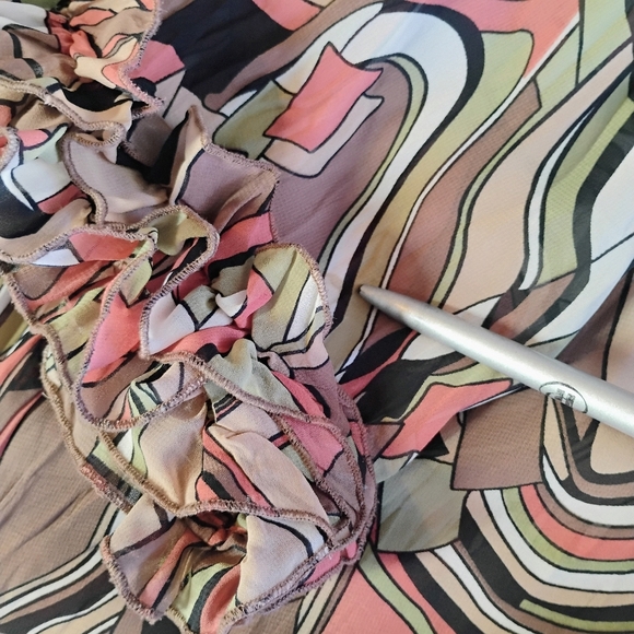 Bellisimo Sheer Abstract Geometric Button Down Top Ruffle Artsy Plus Size 3X - Picture 9 of 15